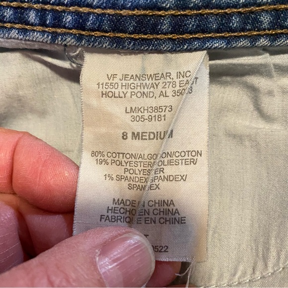 Lee Midrise Bootcut SZ 8 Medium, GUC, stretch, distressed, lower on the waist - Picture 9 of 12